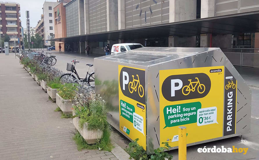 La estación del AVE de Córdoba cuenta ya con un aparcamiento seguro para bicicletas