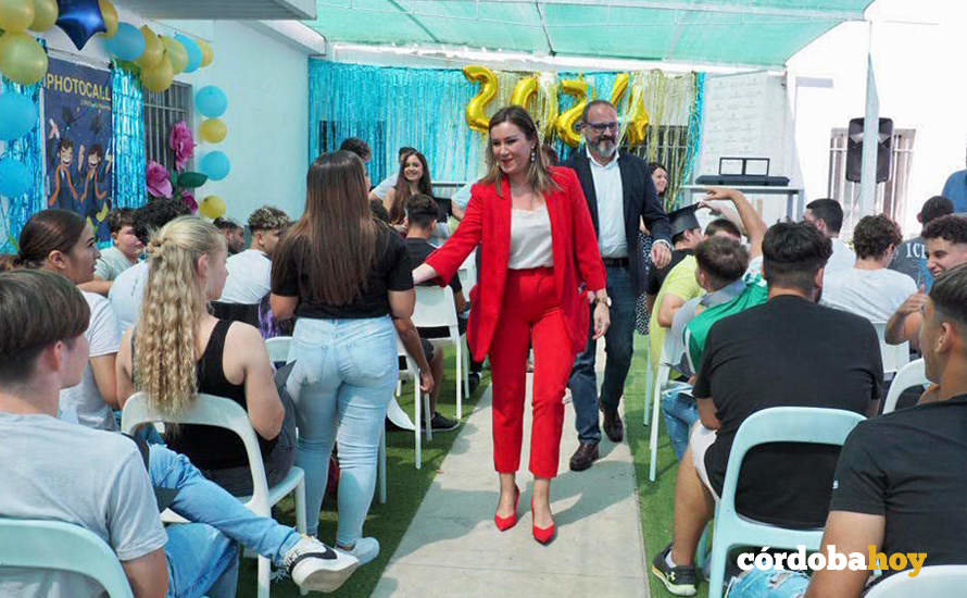 La delegada de Justicia, Administración Local y Función Pública, Raquel López, en la Fiesta de Graduación del curso 2023-2024 que organiza el Centro de Menores Infractores Sierra Morena