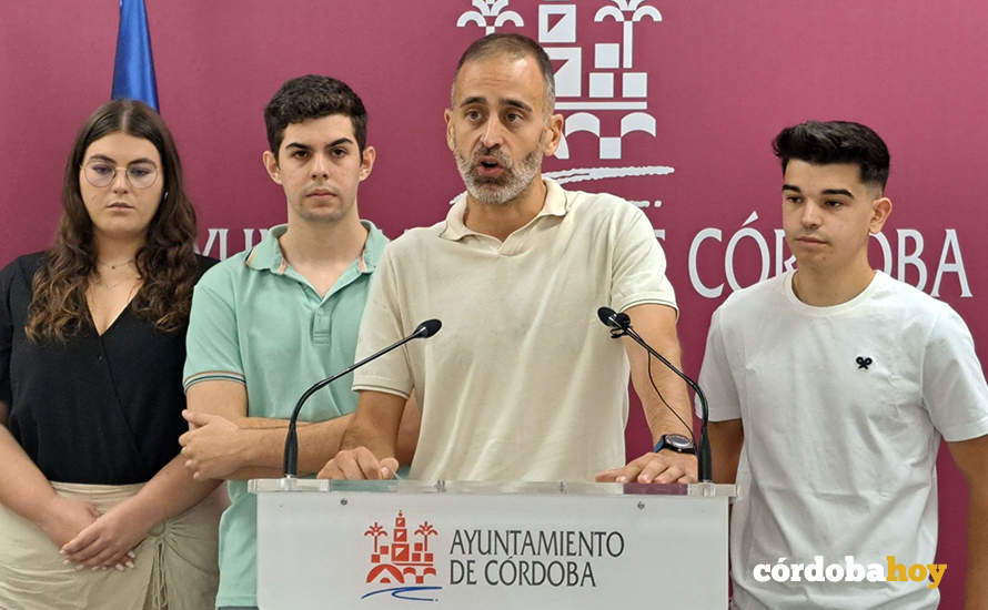 El concejal socialista Ángel Ortiz en el Ayuntamiento FOTO PSOE