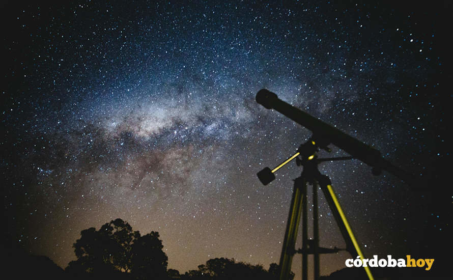 Cielo nocturno estrallado de Fuente-Tójar, que cuenta con la certificación 'Starlight' FOTO FACEBOOK DEL AYUNTAMIENTO