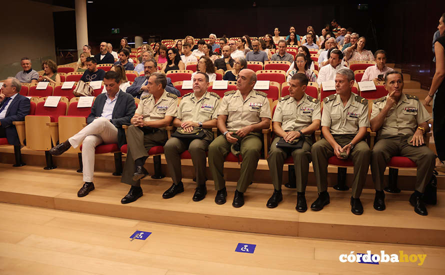 Encuentro en el CRV sobre la Base Logística FOTO AYUNTAMIENTO DE CÓRDOBA